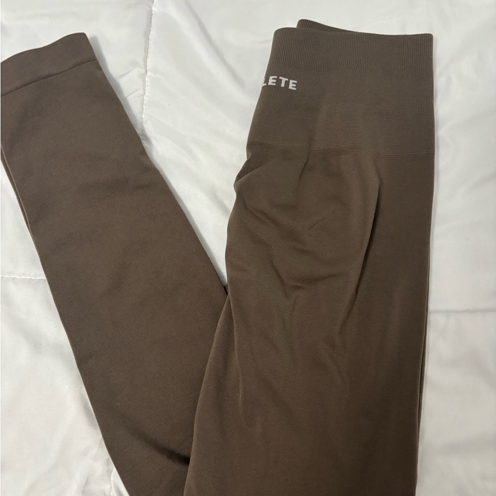 Alphalete Taupe Leggings